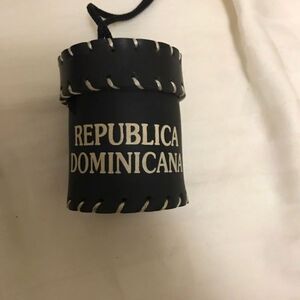 🌻small Leather black cylinder handmade Dominican Republic coin purse